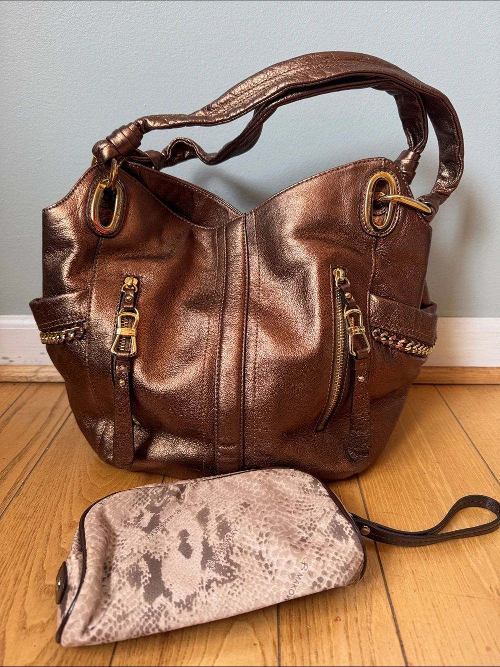 B Makowski Alice copper bronze pebbled leather, gold tone hardware hobo  bag EUC